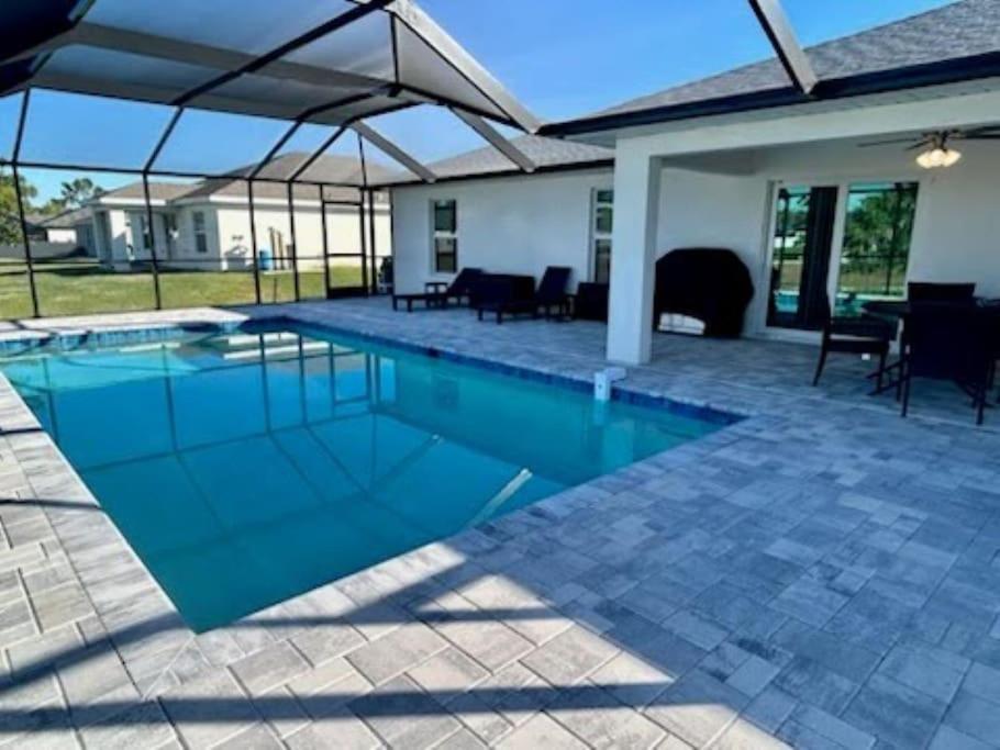 Vila New With Heated Saltwater Pool! Ideal For 2 Families! Cape Coral Exteriér fotografie